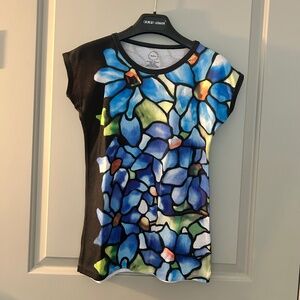 Metropolitan Museum of art t-shirt size M